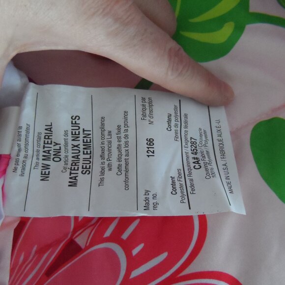 Frozen Floral Breeze Twin/Full Reversible Bedding Comforter - Picture 7 of 7